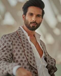 महंगे इंटीरियर से सजा Shahid Kapoor का ये घर देख भूल जाएंगे जन्नत, देखिए ‘ब्लडी डैडी’ एक्टर के 58 करोड़ के घर की इनसाइड तस्वीरें