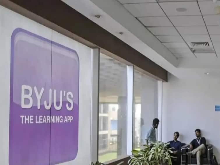 Education online app Byjus to cut 1000 jobs six months after mass layoffs Report Byjus Layoff: மீண்டும் 1,000 ஊழியர்களை பணிநீக்கம் செய்யும் பைஜூஸ் - இதுக்கு ஒரு எண்டே இல்லையா..?