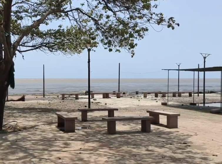 Tourists were banned from visiting Tithal Beach Bandh in Valsad Gujarat Weather Update: રાજ્યના આ બીચ પર સહેલાણીઓને જવા પર લાગ્યો પ્રતિબંધ,તંત્રએ 28 ગામોને એલર્ટ રહેવા આપી સૂચના