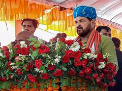 कुश्ती की लड़ाई में नया मोड़! पुलिस सुरक्षा में महिला पहलवान बृजभूषण सिंह के घर पहुंची