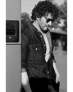 Mahesh Babu Shares BTS Pics From A Shoot; Wife Namrata Shirodkar Says 'Ufffff !'