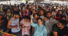 Hyderabad Fish Prasadam : दम्यावरील रामबाण उपाय 'फिश प्रसादम'...