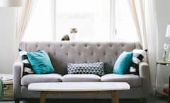 Home Decor: এমনিতে মাথাগুঁজে থাকলেও, ছোট ছোট কিছু পরিবর্তন, তাহলেই ছোট ফ্ল্যাট বড় দেখাবে