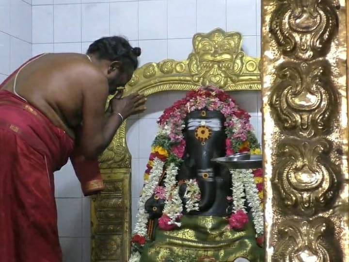 கரூர் ஸ்ரீ கற்பக விநாயகர் ஆலயத்தில் முகூர்த்தக்கால் நடும்விழா