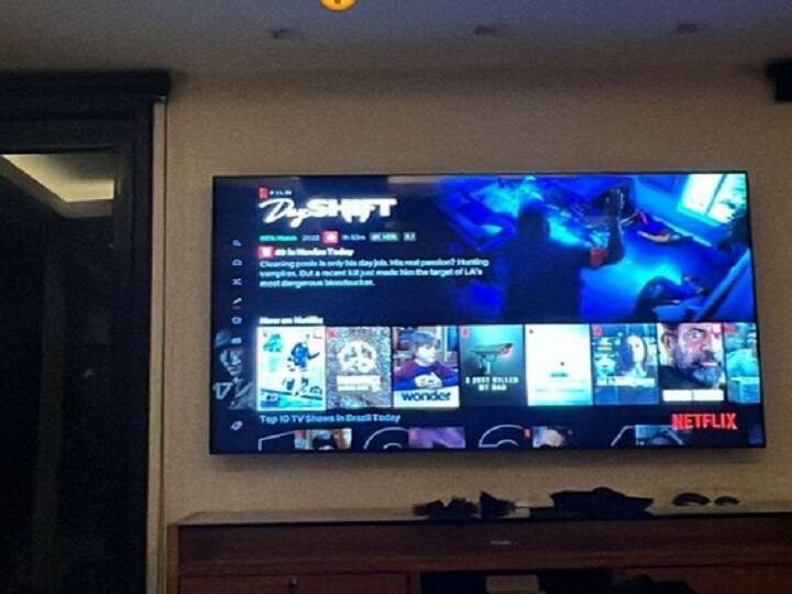 एडवांस डिस्प्ले सेटिंग्स को Android TV 14 beta में नया रूप दिया गया है, जिसमें format selection ऑप्शन शामिल है. इस छोटे से मेन्यू के अन्दर always force conversion, Dolby Vision, HDR10, HDR10+, HLG या SDR का ऑप्शन मिलेगा.