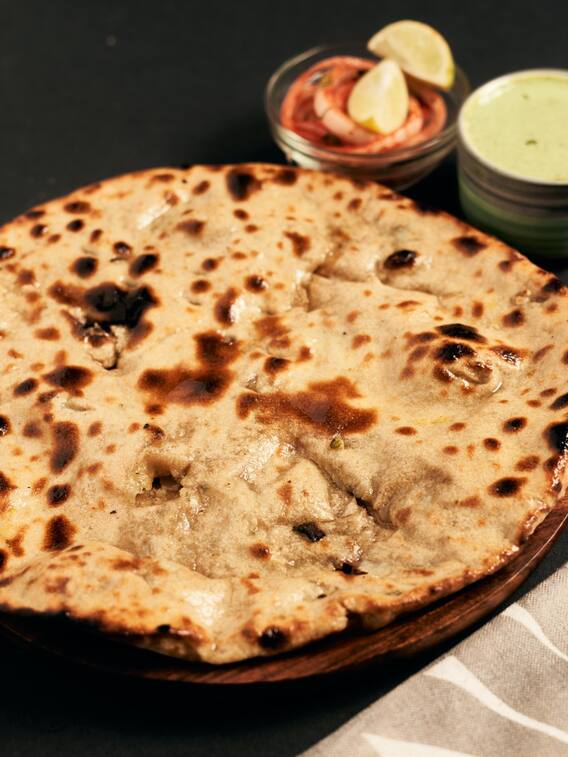 बासी रोटी खाते हैं तो हो जाएं सावधान, होंगे कई बड़े नुकसान