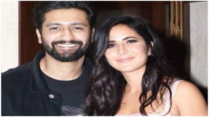 Vicky Kaushal-Katrina Kaif: ਵਿੱਕੀ ਕੌਸ਼ਲ ਨੇ ਇੱਕ ਇੰਟਰਵਿਊ ਵਿੱਚ ਦੱਸਿਆ ਕਿ ਉਹ ਕੈਟਰੀਨਾ ਕੈਫ ਨੂੰ ਆਪਣੇ ਡਾਂਸ ਦੀ ਵੀਡੀਓ ਦਿਖਾਉਣ ਤੋਂ ਬਹੁਤ ਡਰਦੇ ਹਨ। ਜਾਣੋ ਕੀ ਹੈ ਵਿੱਕੀ ਦੇ ਡਰ ਦਾ ਕਾਰਨ...