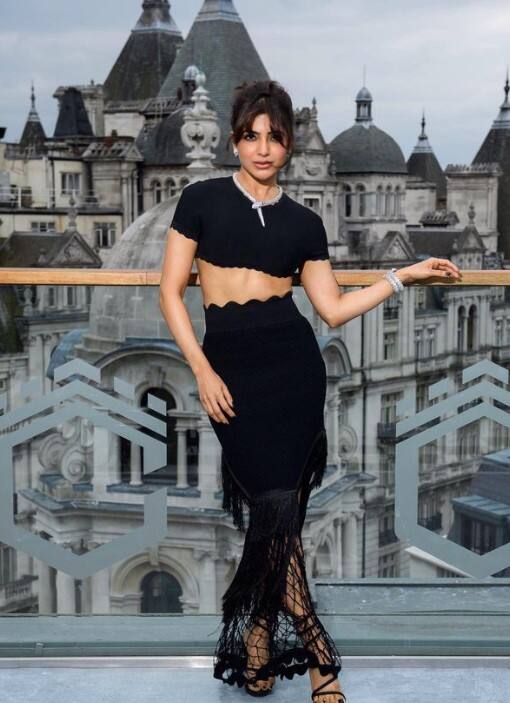 समांथा रुथ प्रभु कुछ समय पहले अपने पति नागा चैतन्य से अलग हुई हैं. उनके तलाक के समय भी लोग कहने लगे कि उन्होंने नागा से तलाक के लिए 50 करोड़ रुपए की रकम ली है. एक यूजर ने उन्हें सेकेंड हैंड माल तक कह दिया था. इस पर कमेंट करते हुए समांथा ने कहा था- भगवान आपको खुश रखे.