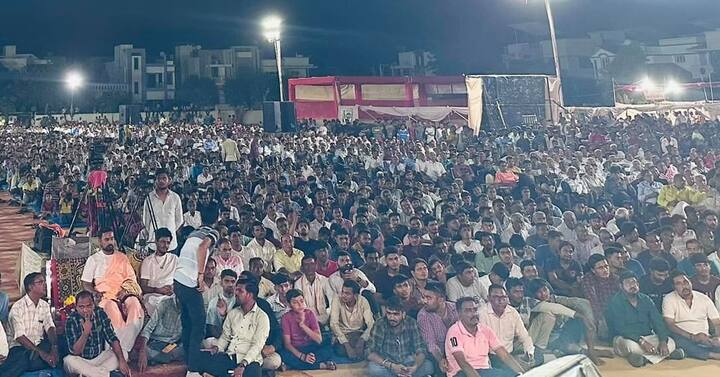માતા-પિતાનું એકનું એક સંતાન ગીતા ભજન, લોકગીત, સંતવાણી, ડાયરા જેવા લાઈવ કાર્યક્રમ કરે છે. તેણે બે જ ગીત ગાયા છે. રોણા શેરમા અને એકલો રબારી અને બંને ગુજરાતભરમાં બહુ લોકપ્રિય ગીતો છે. આ સિવાય તેણે એક ગરબાનો આલ્બમ કર્યો છે.