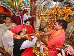 IN PICS: नैमिषारण्य धाम में अखिलेश यादव ने किया दर्शन, कहा- 'असुर वही जो अत्याचार करे'