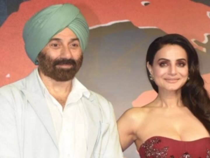 'गदर 2'चा टीझर प्रेक्षकांच्या पसंतीस उतरला असून ते आता सिनेमाची प्रतीक्षा करत आहेत.