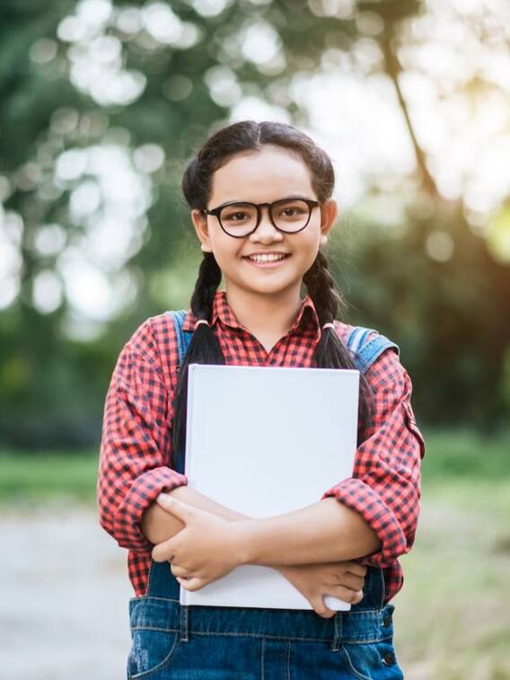 सरकार 9वीं से 12वीं तक के छात्रों को दे रही 5 से 10 हजार रुपये, जानिए कैसे करें अप्लाई