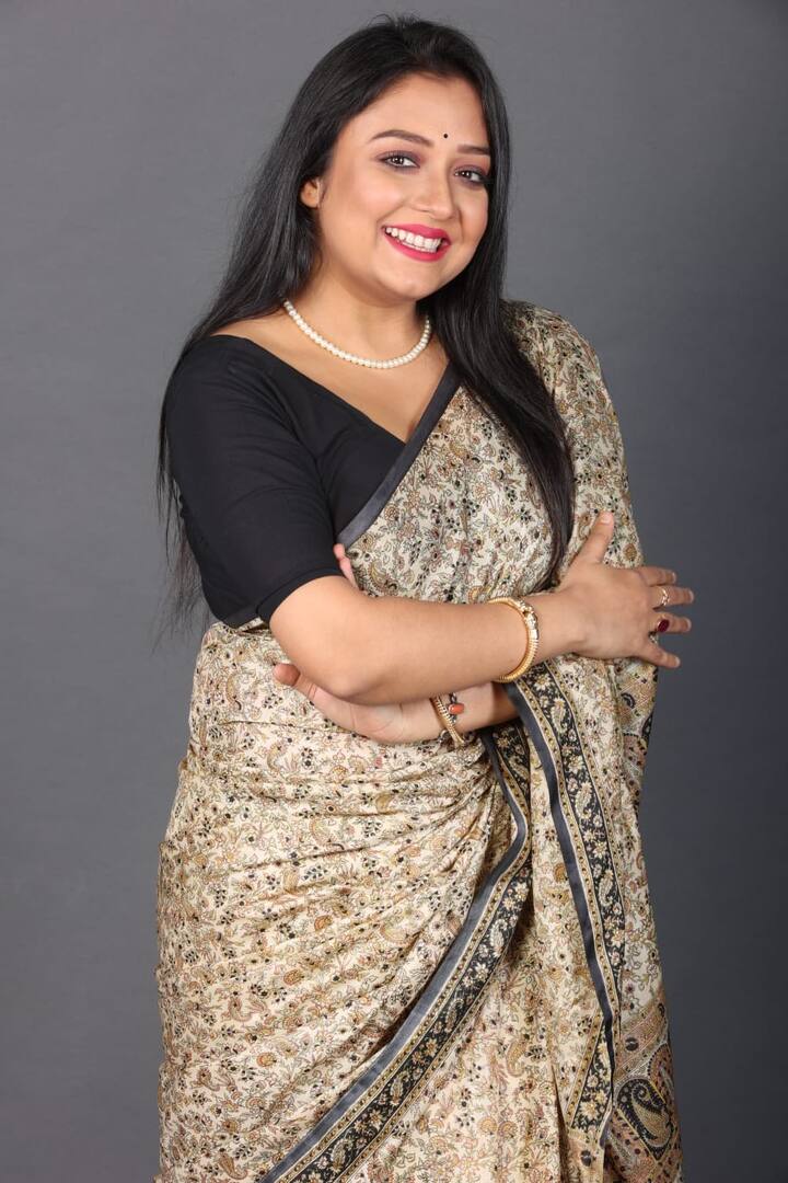 বীমার বা সরকারি টাকা আত্মসাৎ করার জন্য কিছু মানুষ তাদের প্রিয়জনকে মৃত বলে ঘোষণা করে, অথবা নিজেকেই মৃত বলে ঘোষণা করে বহু প্রতারক।
