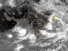 चक्रवात 'बिपरजॉय' का भारत में असर दिखना शुरू, 50-60 किमी प्रति घंटे की रफ्तार से चल रही हवाएं, 4 राज्यों में अलर्ट