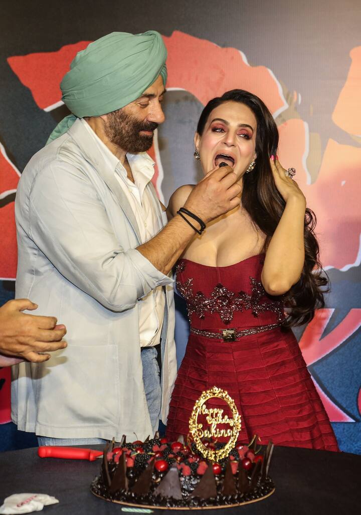 9 जून 2023 रोजी सिनेमागृहात प्रदर्शित झालेल्या 'गदर'ची क्रेझ आजही चाहत्यांमध्ये कायम आहे.