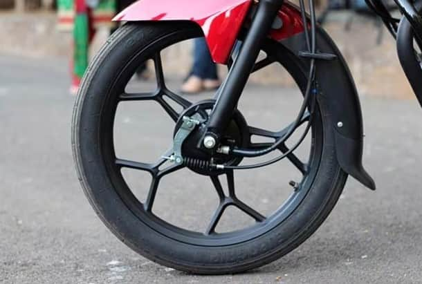 Alloy Wheels: See The Major Disadvantages of Alloy Wheels in Bike Alloy Wheels: બાઈકમાં એલૉય વ્હીલ્સ લગાવનારાઓ સાવધાન! આ ગેરફાયદા