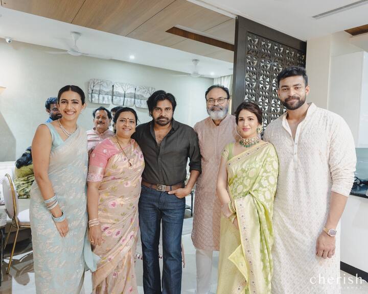 அசஞ்சா வந்து நித்திர கெடுக்கும் சித்தன்ன கோயிலு சித்திரமே நெனப்பா வந்துசக்கரம் சுத்துர அத்தரு கொட்டுன ரத்துனமே….