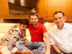तेज प्रताप यादव के पैर पर क्यों 'गिरे' भोजपुरी के सुपरस्टार पवन सिंह? यूजर्स बोले- ये तो 'पावर सीज'
