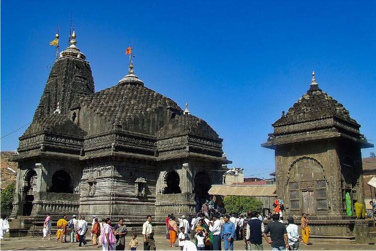 New presidents at five mandir including Trimbakeshwar mandir says district and sessions judges nashik maharashtra Nashik News : त्र्यंबकेश्वर मंदिरासह पाच देवस्थानांना मिळाले नवे अध्यक्ष, जिल्हा व सत्र न्यायाधीश एस. डी. जगमलानी यांचे आदेश