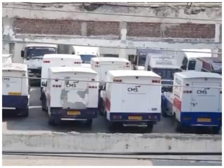 Ludhiana Loot in Cash Chest Center of CMS Securities Robbers Seven Crore Rupees in Cash van Ludhiana Loot: 7 करोड़ रुपये से भरी ATM कैश वैन लेकर रफूचक्कर हुए लुटेरे, पुलिस विभाग में मचा हड़कंप