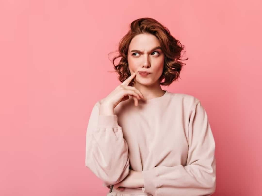 Chanakya Neeti In Telugu: chanakya niti says that these bad habits of women from childhood cannot be change Chanakya Neeti In Telugu: మహిళల్లో ఈ చెడు అలవాట్లు చిన్నప్పటి నుంచి ఉంటాయి!