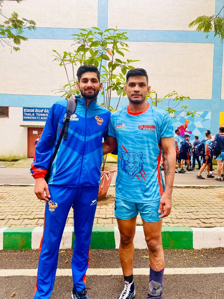 இவர் இந்தியாவில் நடைப்பெறும் ப்ரோ கபடி லீக் இன் மூலம் பிரபலம் அடைந்தார்.