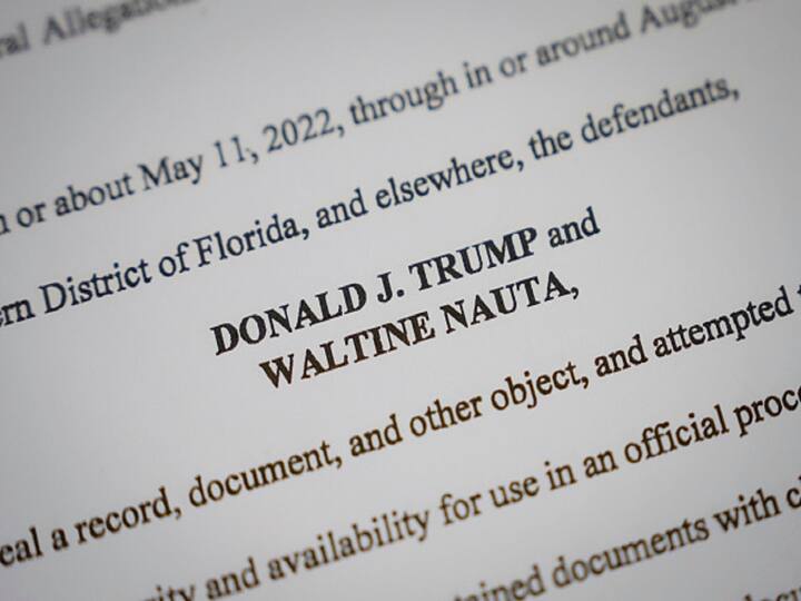 The Justice Department claims that when Trump left the White House in January 2021, he took with him highly classified files from the Pentagon, CIA, National Security Agency, and other intelligence agencies. (Image Source: Getty)