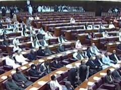 पाकिस्तान में हिंदू लड़की के जबरन धर्मांतरण पर गरमाई सियासत, अल्पसंख्यक सांसद ने कहा- 'हमें हर मुद्दे पर कराया जा रहा चुप'