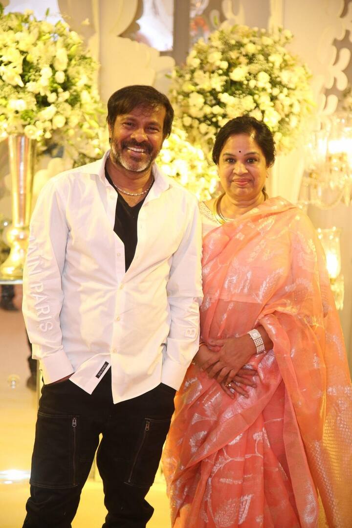 అట్టహాసంగా శర్వానంద్- ర‌క్షిత రిసెప్షన్ వేడుక