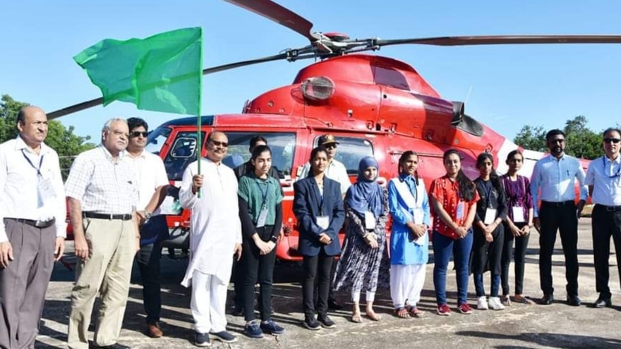 Chhattisgarh news Today board exam toppers will be given helicopter ride,  CM Bhupesh Baghel will give medal ann | Chhattisgarh News: आज हेलीकॉप्टर से  रायपुर घूमेंगे छत्तीसगढ़ बोर्ड परीक्षा के टॉपर, CM
