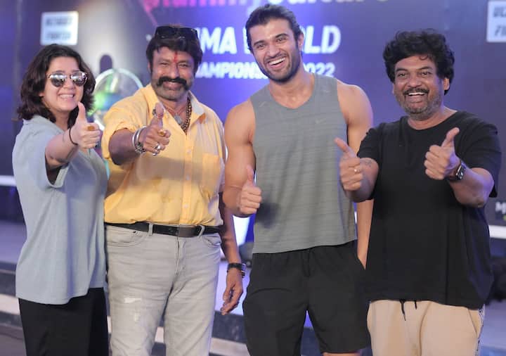 மறைந்த தெலுங்கு நடிகரான என்.டி.ராமராவின் மகன் நந்தமுரி பாலகிருஷ்ணா.