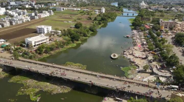 त्या आषाढी वारीला आजपासून टाळ आणि मृदंगाच्या गजरात सुरुवात होणार आहे.