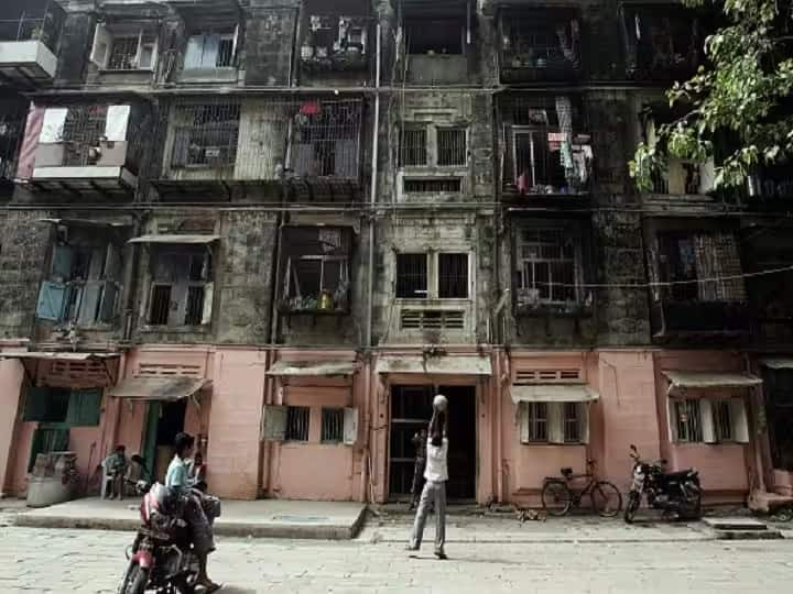 Mumbai Police notice to 116 families to vacate their houses immediately before rain Mumbai Police: ऐन पावसाळ्याच्या तोंडावर मुंबई पोलिसांवर गृहसंकट, 116  कुटुंबीयांना तातडीने घरं खाली करण्याची नोटीस