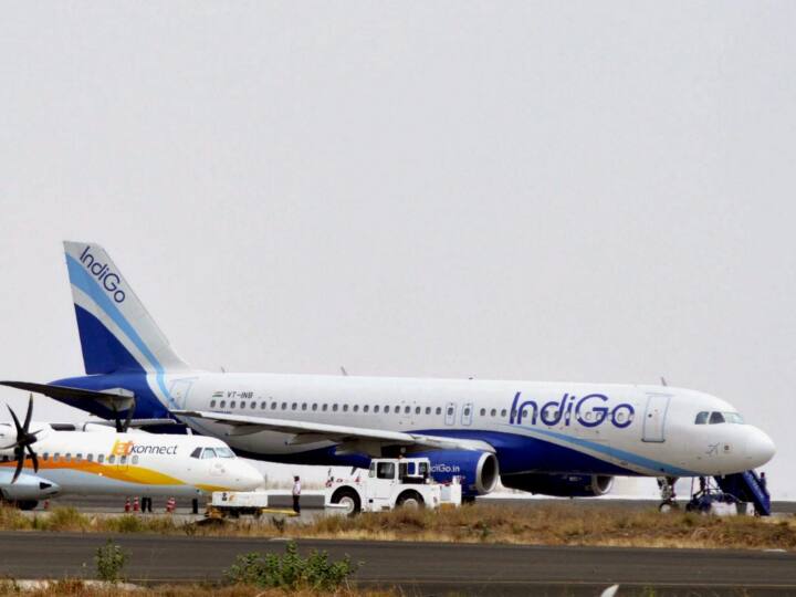 Indigo flight: अमृतसर से अहमदाबाद जा रही थी फ्लाइट, खराब मौसम के चलते पाकिस्तान पहुंच गई, जानें पूरा मामला