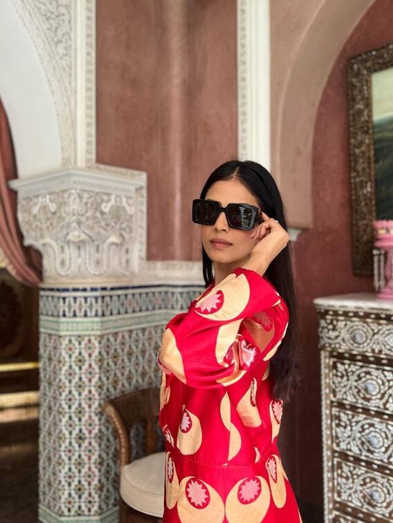 மொராக்கோ நாட்டை வலம் வரும் மாஸ்டர் நடிகை