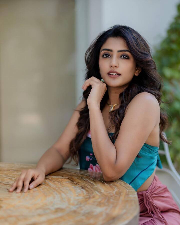 ఈషా రెబ్బా ఫోటోలు