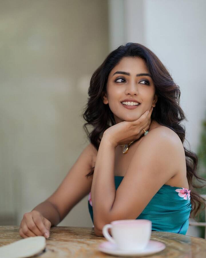 ఈషా రెబ్బా ఫోటోలు