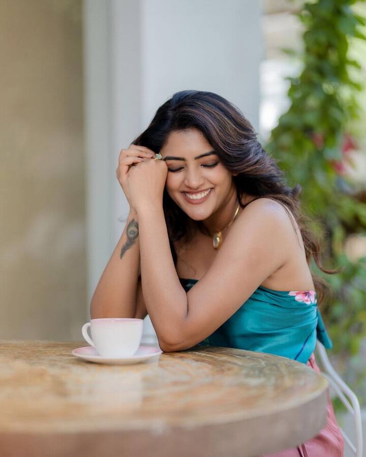 ఈషా రెబ్బా ఫోటోలు