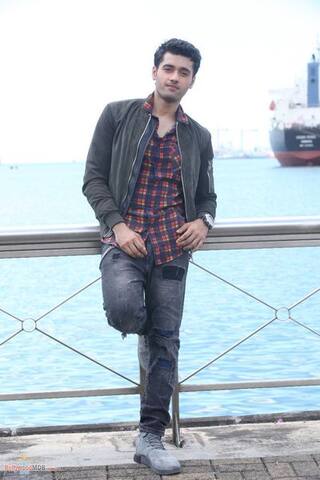 Utkarsh Sharma डैशिंग लुक में Gadar 2 के Grand Premiere पर आए नजर | ENT LIVE