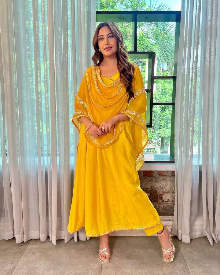 Surbhi Chandna Looks Glamorous In A Yellow Anarkali