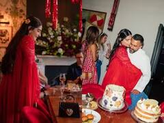 Sonam Kapoor Birthday : सोनम कपूरने लंडनमध्ये साजरा केला बड्डे, पती-मुलासोबत केले ग्रँड सेलिब्रेशन, पाहा फोटो