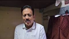 PHOTO : ना लवाजमा, ना सुरक्षा; गिरीश महाजन यांचा एकट्याने रेल्वे प्रवास