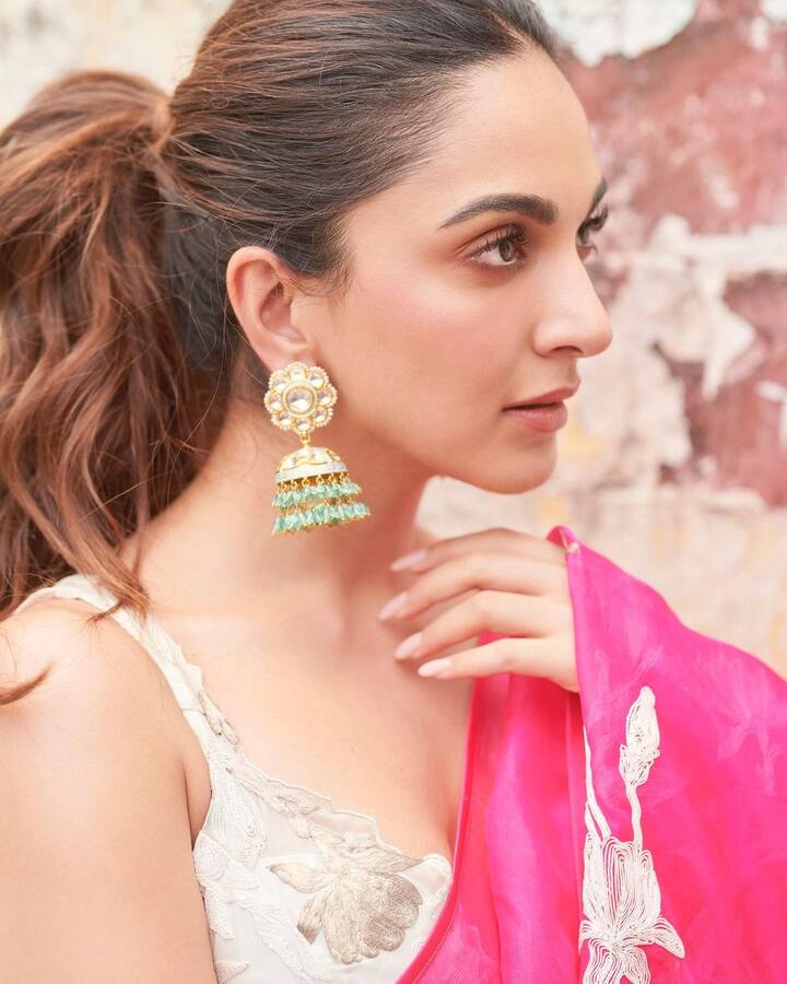 పెళ్లి తరువాత అంతే అందంతో మెరిసిపోతోంది కియారా అద్వానీ.