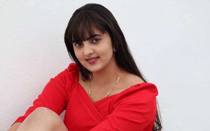 இந்த சந்தோஷமான செய்தியை அறிந்த அவரின் ரசிகர்கள் வாழ்த்துக்களை தெரிவித்து வருகிறார்கள்.