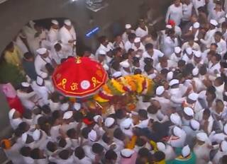 Ashadhi Wari : भेटी लागी जीवा! संत ज्ञानेश्वर महाराजांच्या पालखीचं प्रस्थान; पहिला मुक्काम आळंदीत