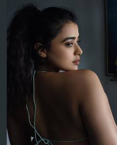 Ketika Sharma : સાઉથ એક્ટ્રેસ કેતિકા શર્માનો ગ્લેમરસ અંદાજ, જુઓ વાયરલ તસવીરો