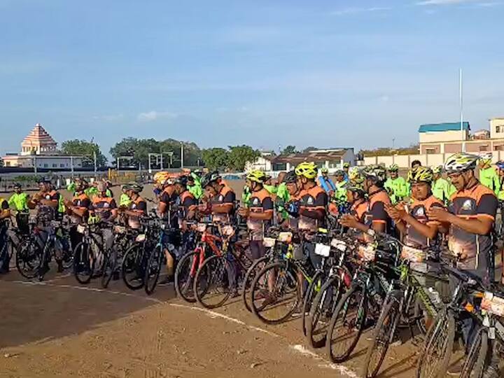 Pandharpur Cycle Wari : मागील दोन वर्षांपासून पंढरपूर सायकलर्स क्लबच्या वतीनं ही सायकल वारीची संकल्पना सुरू करण्यात आली आहे. यंदा राज्यातील 39 गावातील दोन हजार सायकल वारकरी दाखल झाले होते.