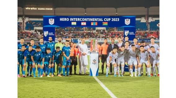 ਓਡੀਸ਼ਾ ਦੇ CM ਨਵੀਨ ਪਟਨਾਇਕ ਨੇ ਇੰਟਰਕੌਂਟੀਨੈਂਟਲ ਕੱਪ 'ਚ ਭਾਰਤੀ ਟੀਮ ਨਾਲ ਕੀਤੀ ਮੁਲਾਕਾਤ, ਇੰਝ ਦਿੱਤੀ ਵਧਾਈ