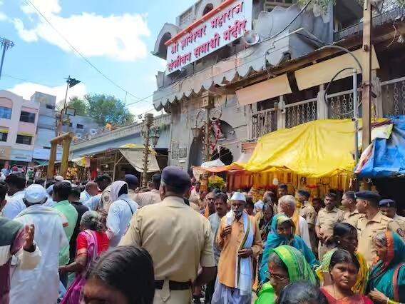 ashadhi wari 2023 sant tukaram maharaj dnyaneshwar maharaj palkhi in pune pune traffice change live update Ashadhi wari 2023 : पुण्यातील पालखी मार्गावर महत्त्वाचे बदल, पाहा कोणते रस्ते सुरु, कोणते बंद? लाईव्ह लोकेशनची सुविधा...