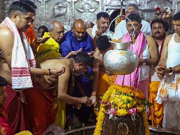 Karnataka Deputy Chief Minister DK Shivakumar Predicts Congress Victory Madhya Pradesh Polls Visits Mahakaleshwar Kalabhairava Temple Ujjain 'Hindutva, Gods Not BJP's Private Property': Shivakumar Visits Mahakaleshwar, Kalabhairava Temples In Ujjain